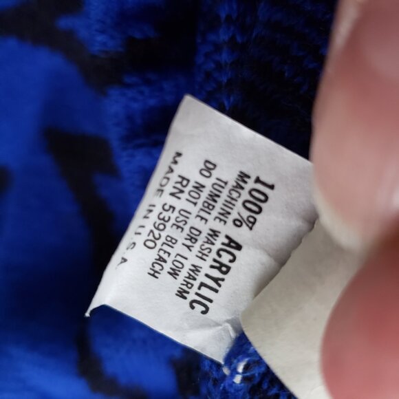 Vintage 80s 2-piece Black Lightning on dark blue knit sweater and skirt set - Picture 11 of 11